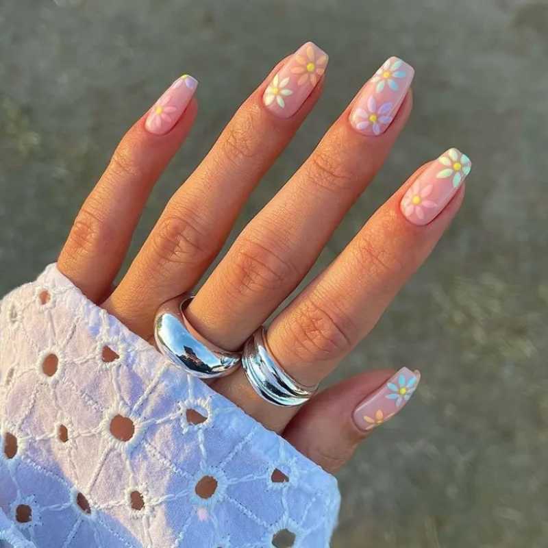Cute Summer Nails