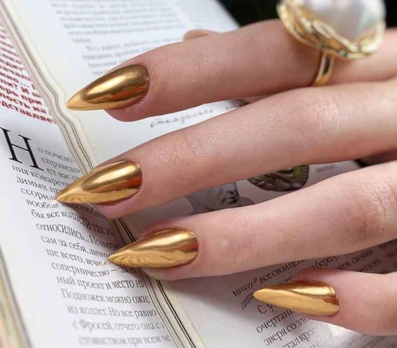 Exaggerated Gold Nails