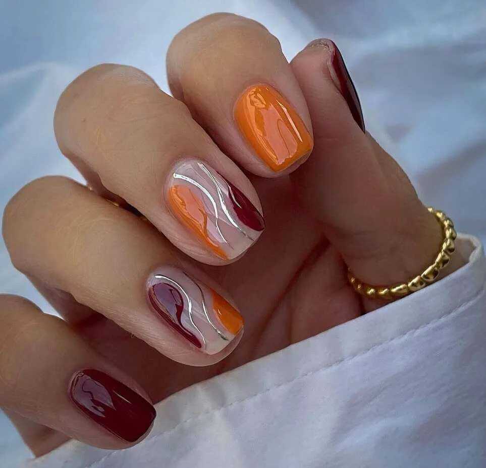 Watercolor Orange & Beige Nails