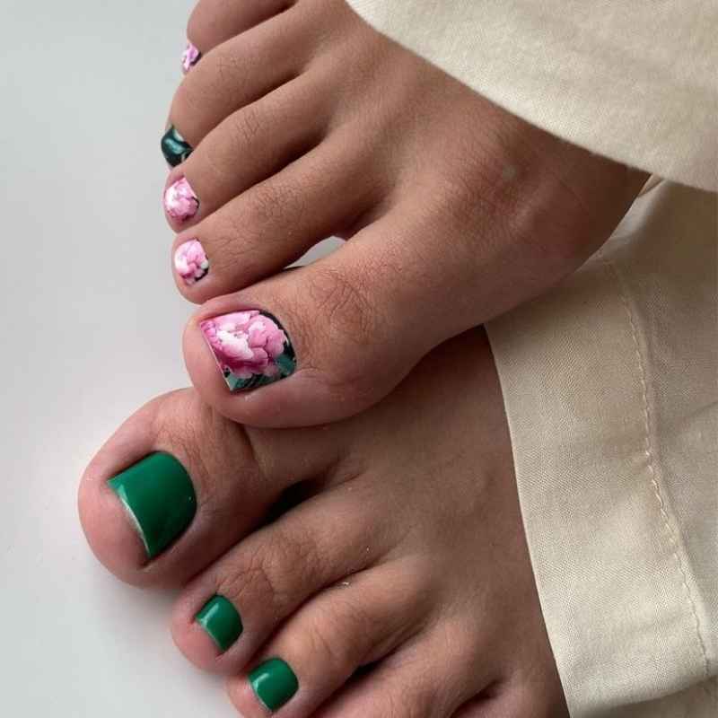 Go Tropical with Jungle Vibes