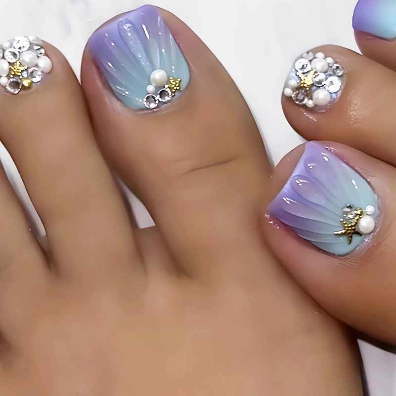 Beach Toe Nail Design