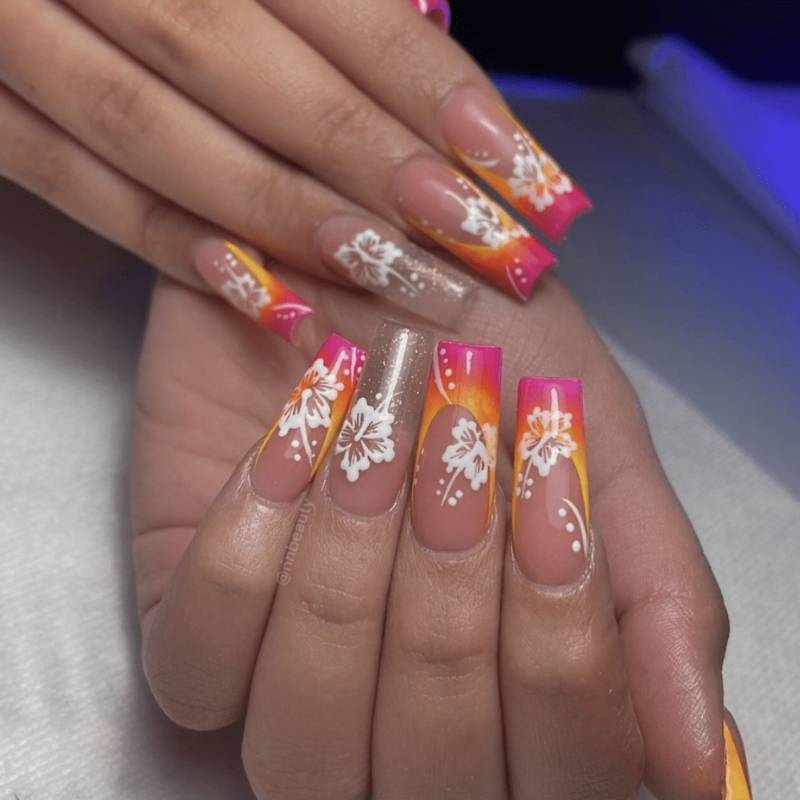 Clam Beauty Hawaii Nail Ideas