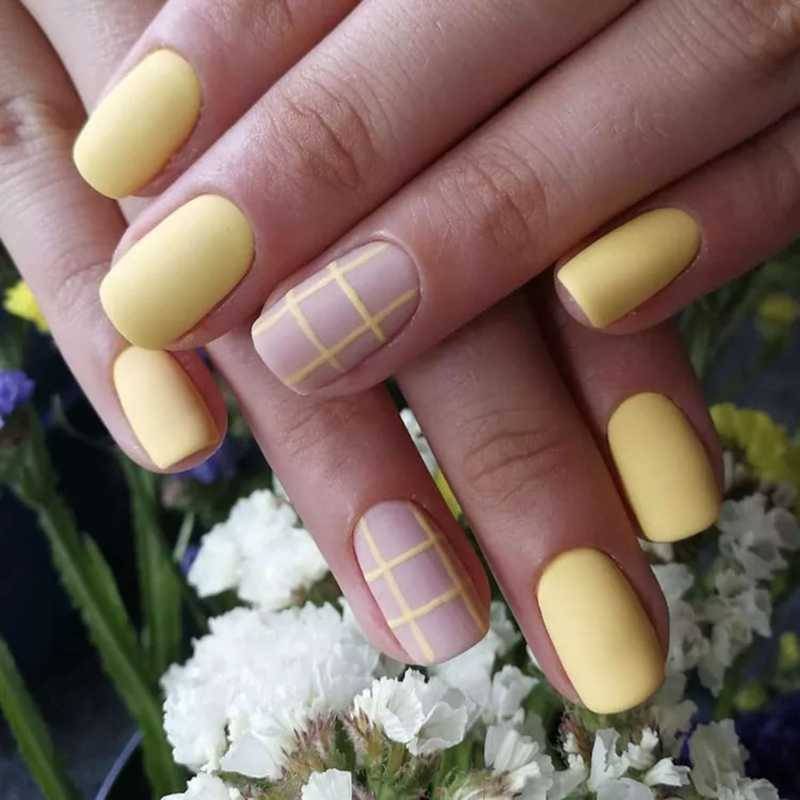 Soft Pastel Yellow Nail Designs